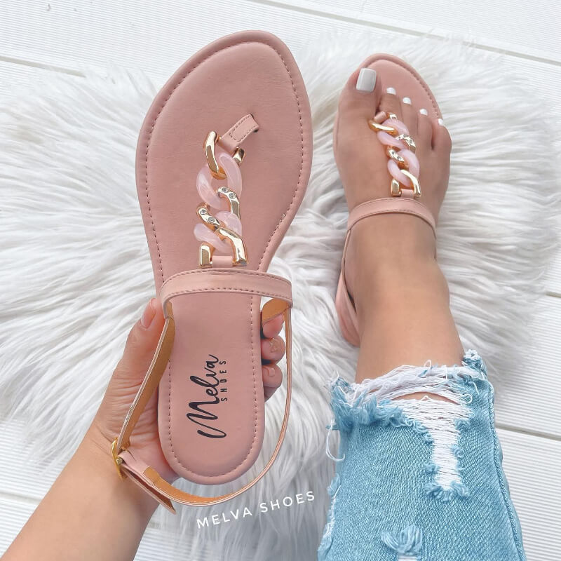 Sandalias Bajas Nude con Cadena Dorada