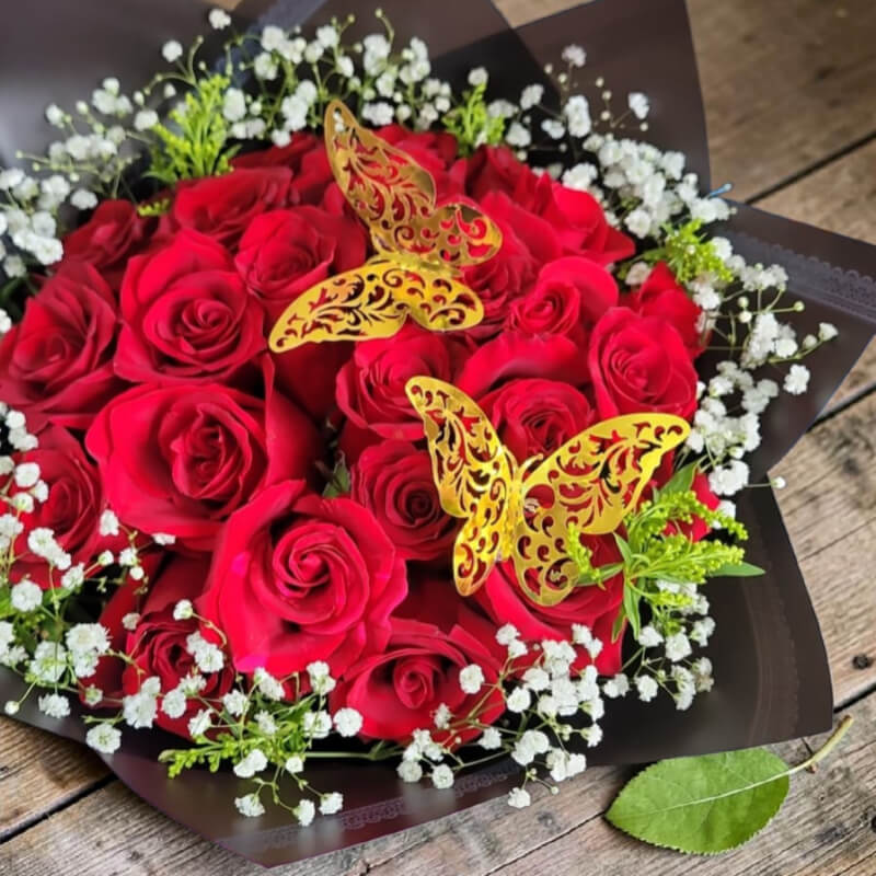 JARDÍN DE MARIPOSAS | Rosas Rojas & Brillo de Oro