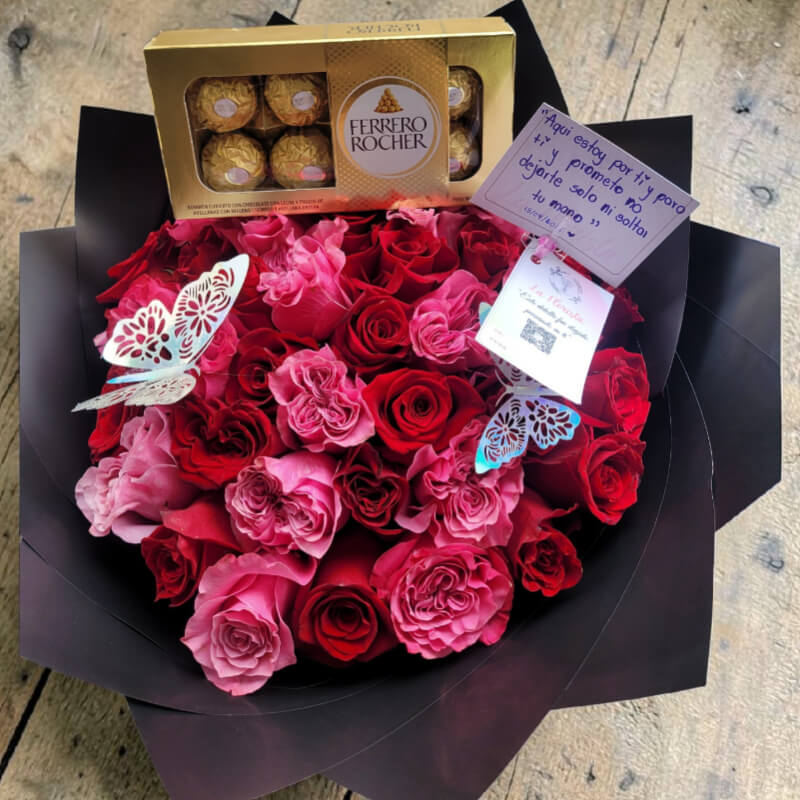 ELEGANCIA NOCTURNA | Rosas Mix & Ferrero Rocher