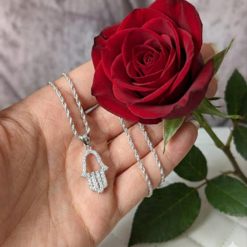 Cadena 45 cm + Dije Mano Poderosa Piedra Azul - Amuleto Protección y Suerte | Joyería Esotérica