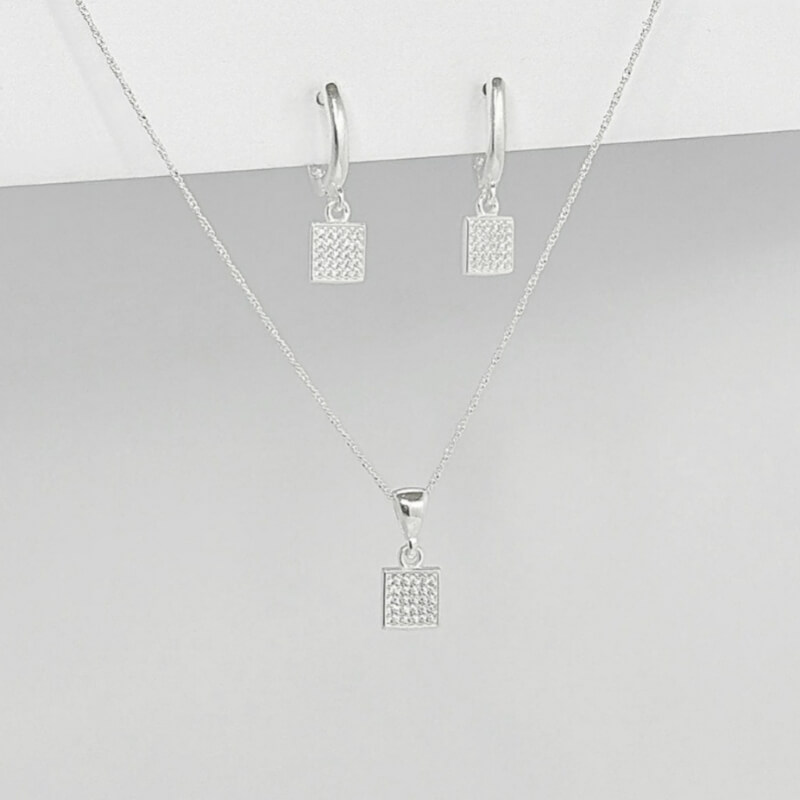 Juego de Plata Ley 925 con Microcirconia: Pendientes Gancho Catalán Cuadrado y Collar a Juego - Elegancia y Brillo