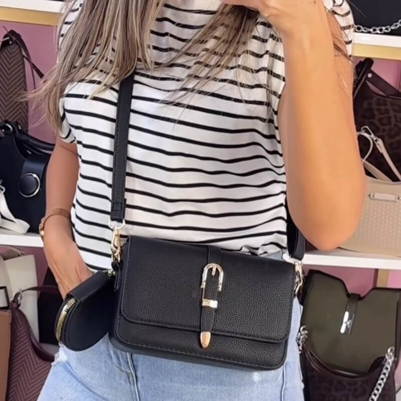 Cartera Negra con Monedero