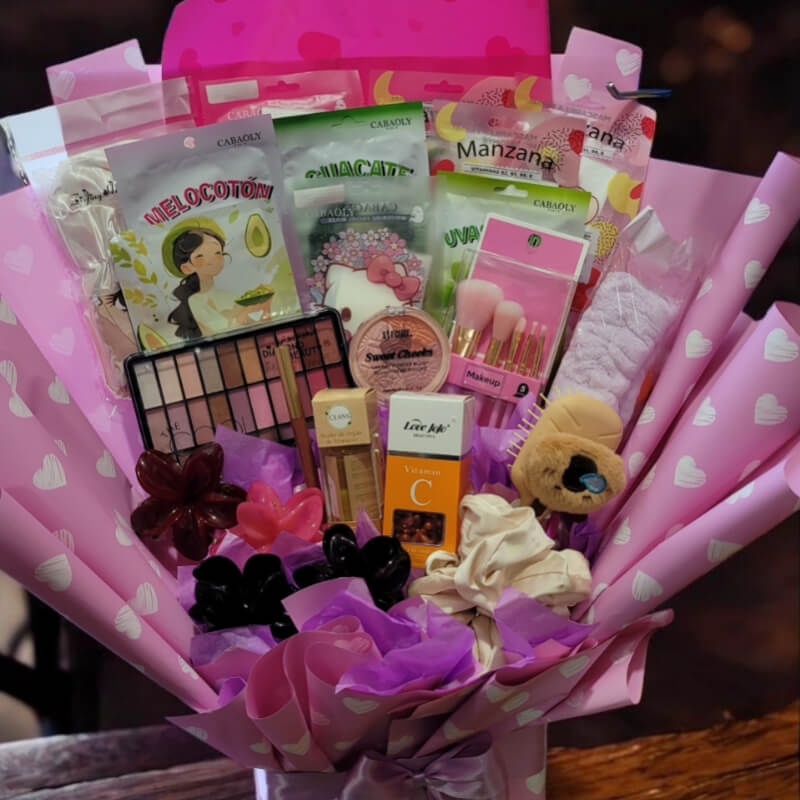 GLAM & CARE | Bouquet de Maquillaje & Skincare Luxury