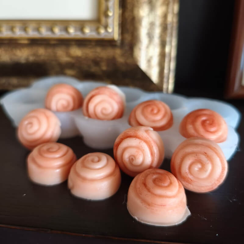 Molde silicona con diseño de Cinamon. para uso de resina, alimentos, chocolate, jabones, velas.