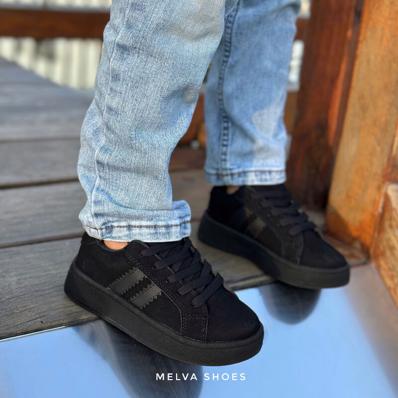 Sneakers Niño todo Negro