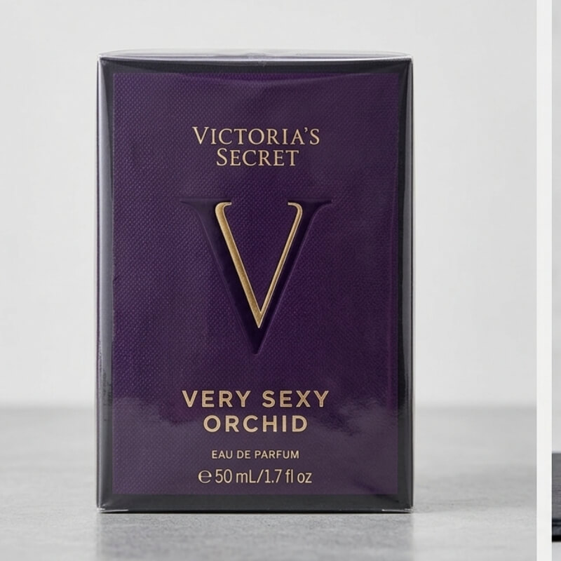 Victoria's Secret Very Sexy Orchid (Eau de Parfum) en su presentación de 50 mL (1.7 fl oz).