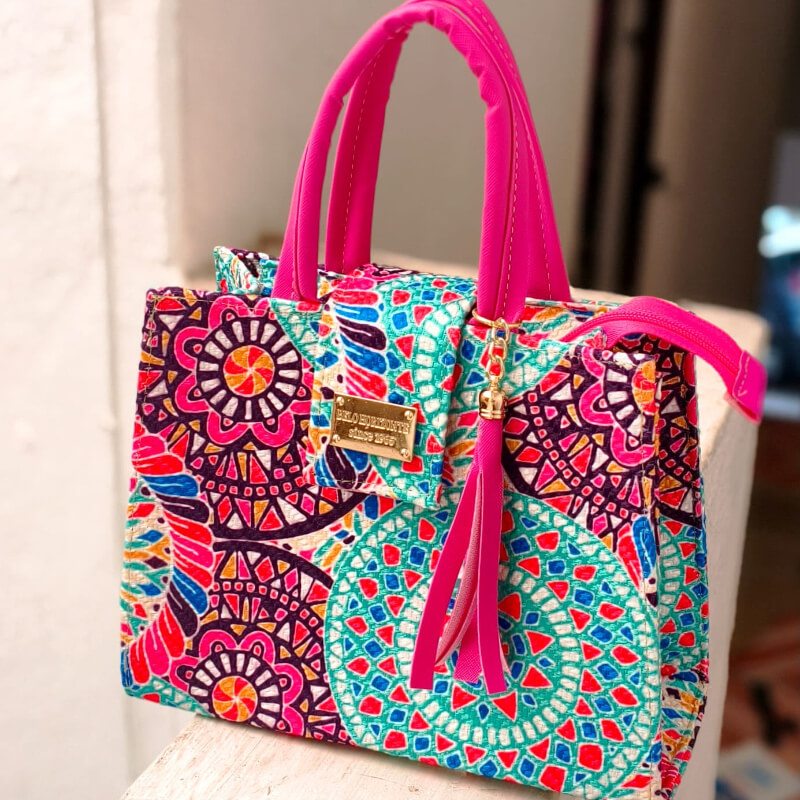 Bolso artesanal colores mexicanos incluye correa