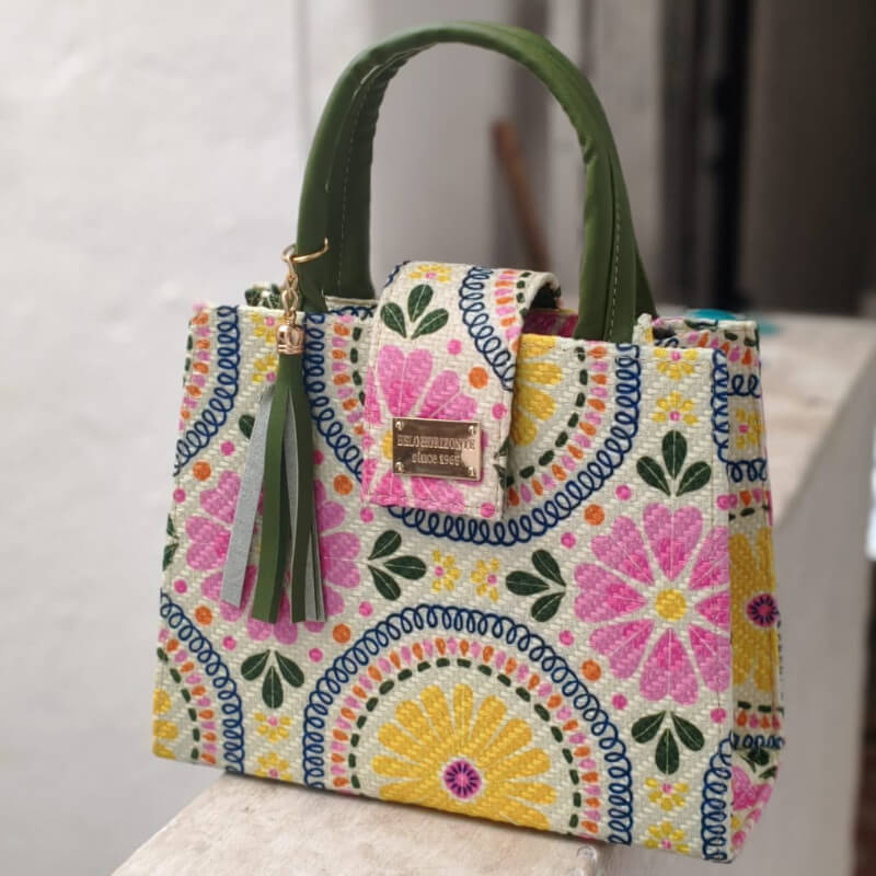 Bolso artesanal colores mexicanos incluye correa