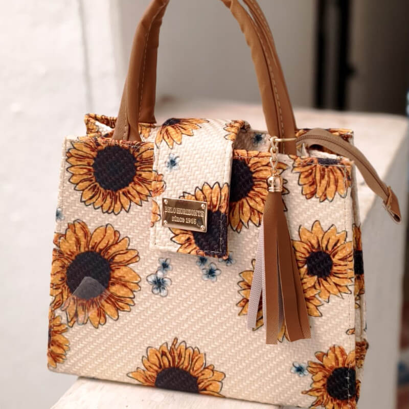 Bolso artesanal colores mexicanos incluye correa