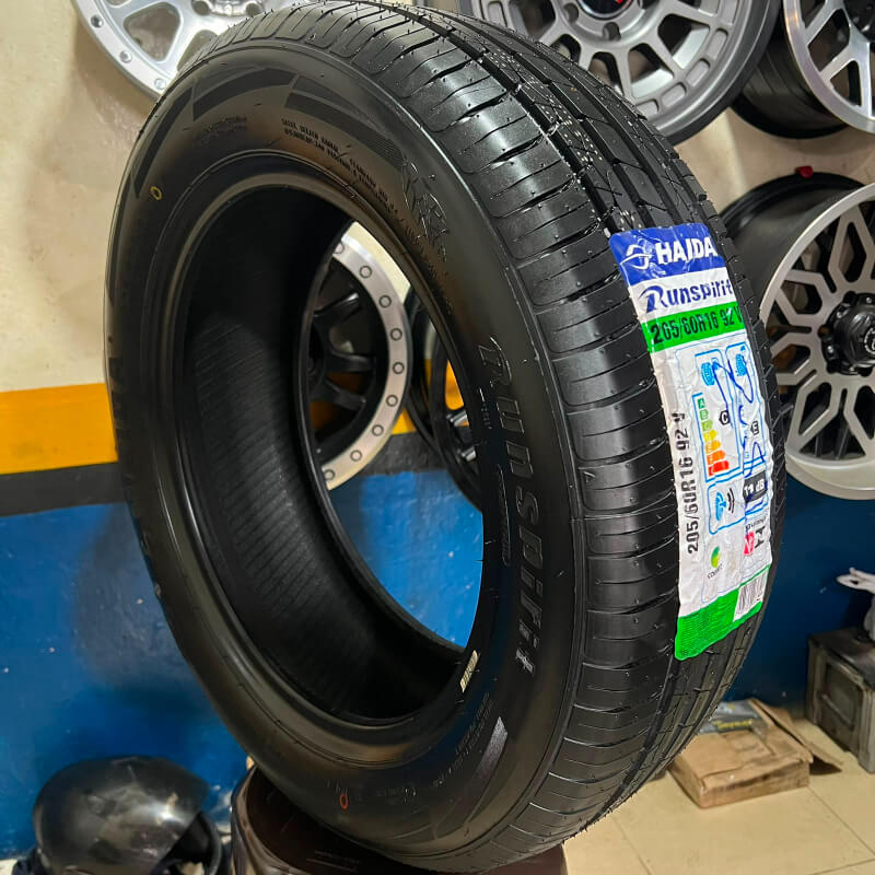 LLANTA HAIDA RUNSPIRIT 205/60 R16 92V