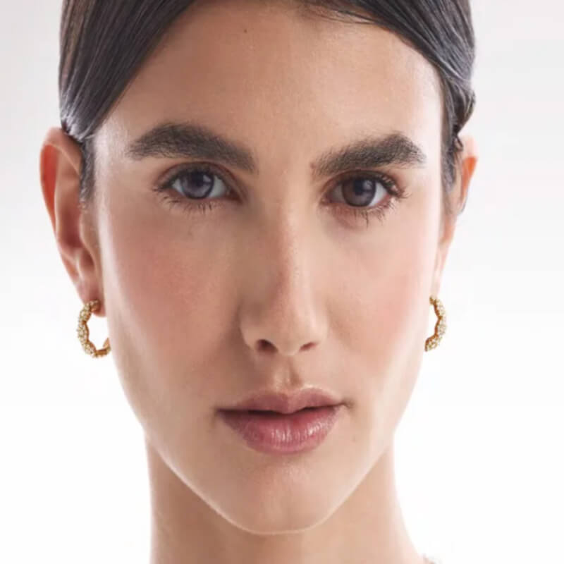 Argollas Nuvia Cristal Yanbal para Mujer | Brillo, Elegancia y Delicadeza