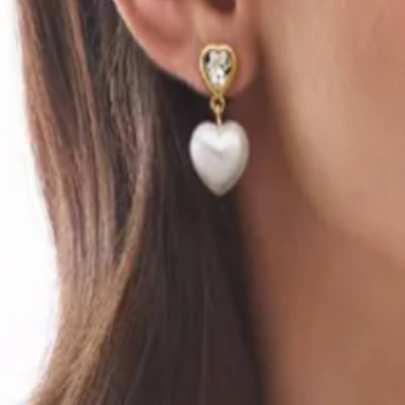 Aretes Nuvia Corazón Yanbal para Mujer | Amor, Delicadeza y Elegancia