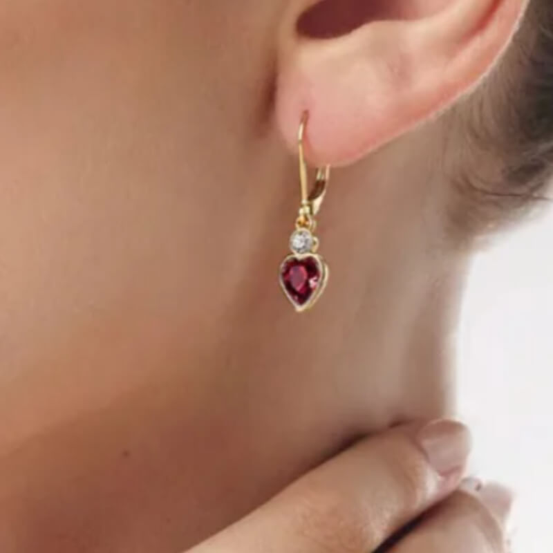 Aretes Aimee Corazón Yanbal para Mujer | Romanticismo, Brillo y Estilo Único