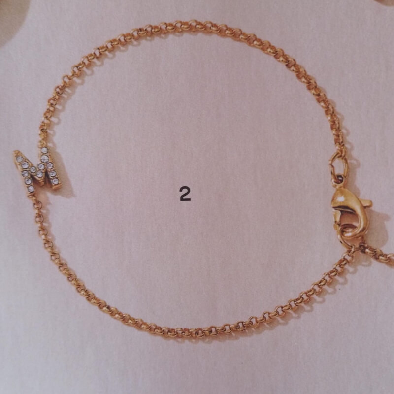 Pulsera Inicial Doretti Yanbal para Mujer | Tu Esencia en Cada Movimiento